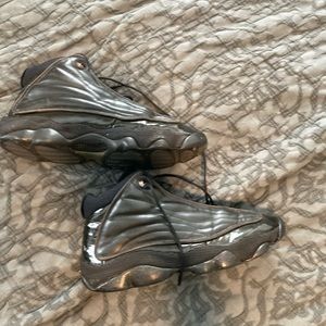 Jordan Pro Strong black gunmetal